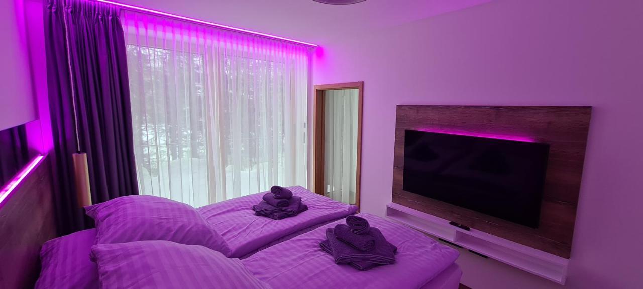 Hotel Ovruc - Rodinny Apartman 111 Штрбскє-Плесо Екстер'єр фото