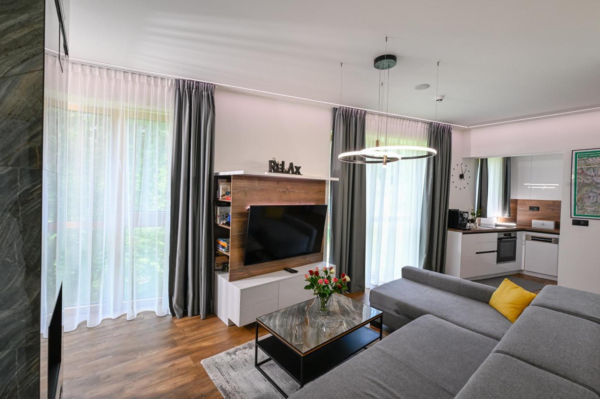 Hotel Ovruc - Rodinny Apartman 111 Штрбскє-Плесо Екстер'єр фото